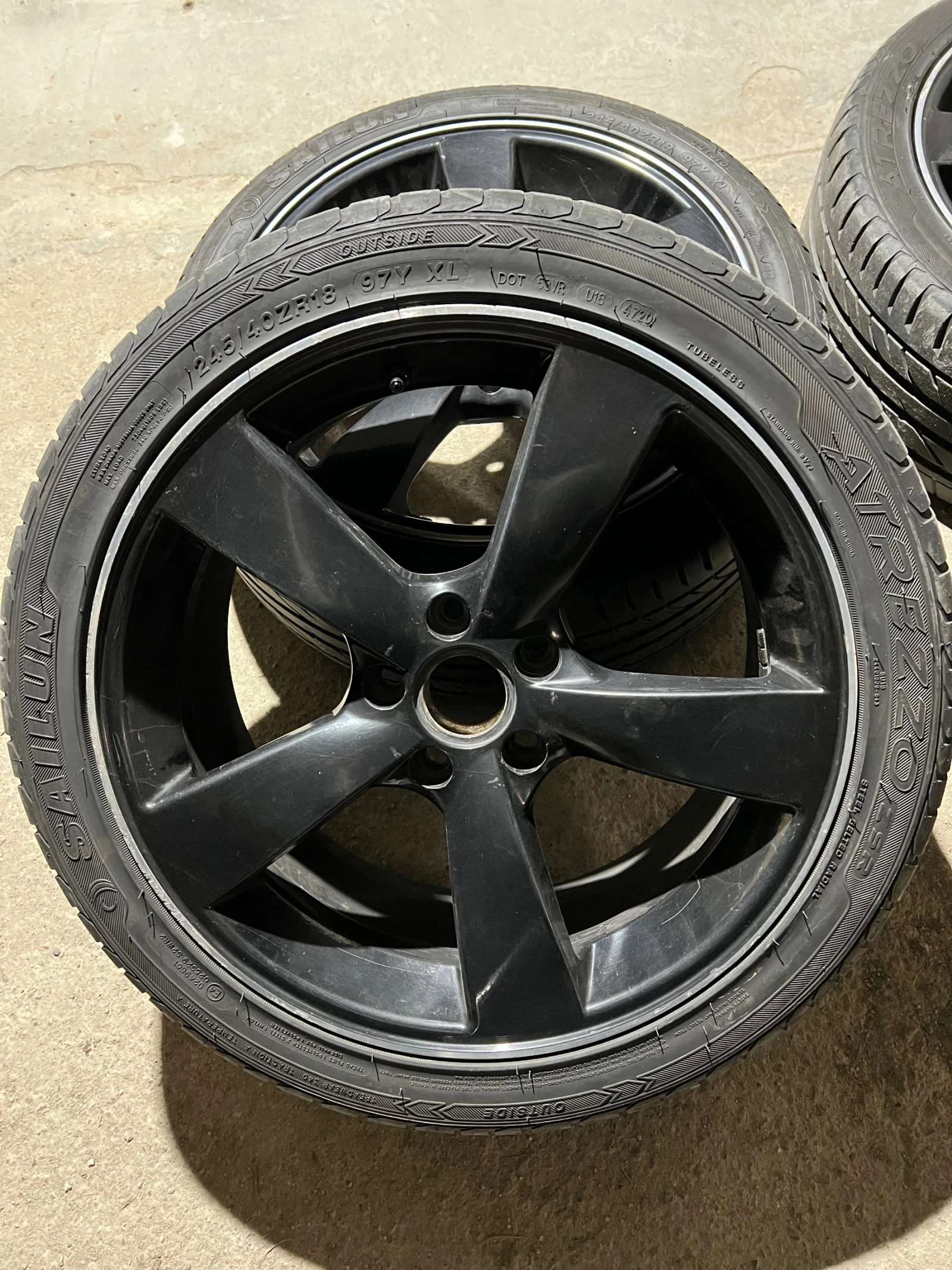    245/40R18 | Mobile.bg   4