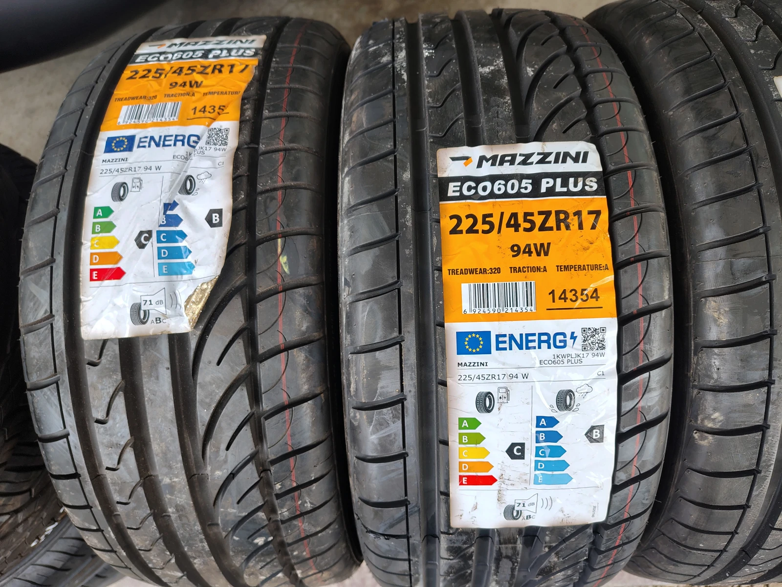 Гуми Летни 225/45R17, снимка 2 - Гуми и джанти - 55840270