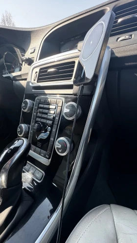 Volvo V60, снимка 12