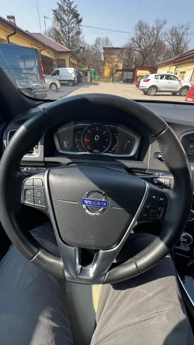 Volvo V60, снимка 13