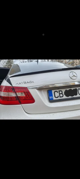 Mercedes-Benz E 220, снимка 10