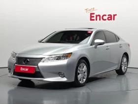 ������ Lexus ES