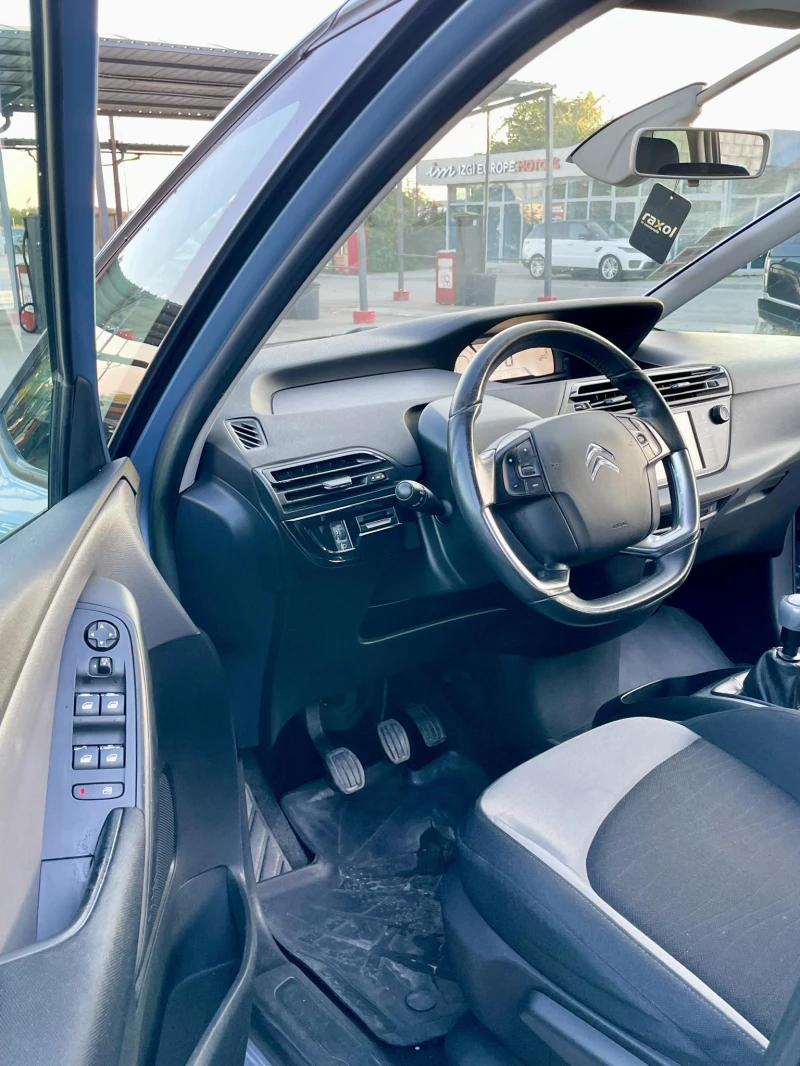 Citroen C4 Picasso, снимка 10 - Автомобили и джипове - 47304157