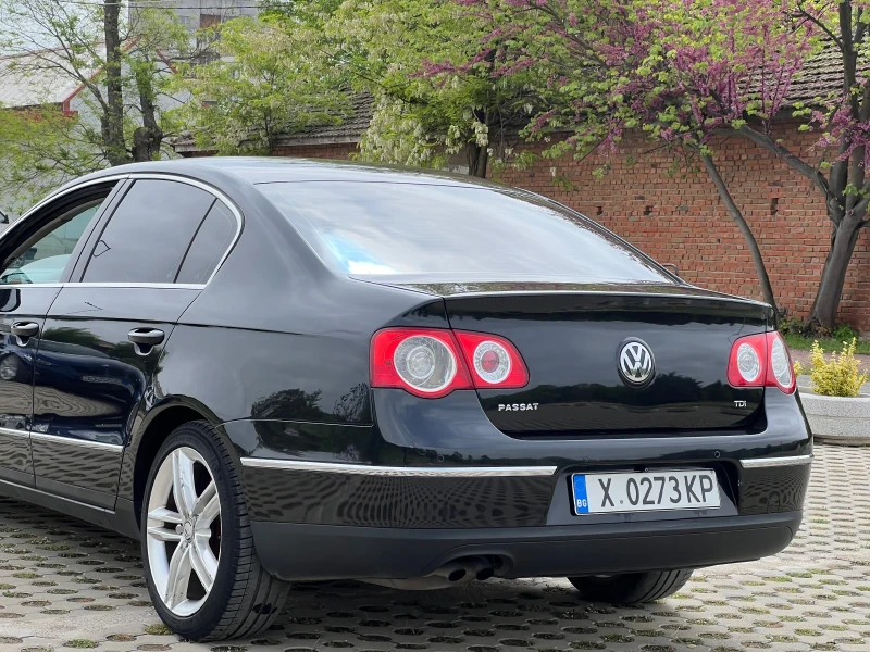 VW Passat 1.9, снимка 5 - Автомобили и джипове - 47526935