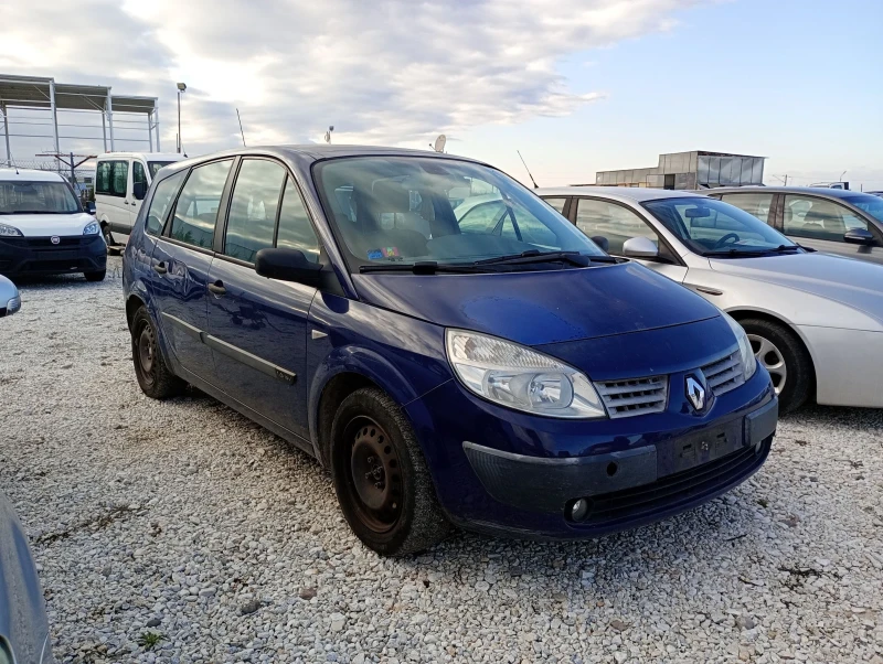 Renault Scenic 1.6i, снимка 3 - Автомобили и джипове - 48322193