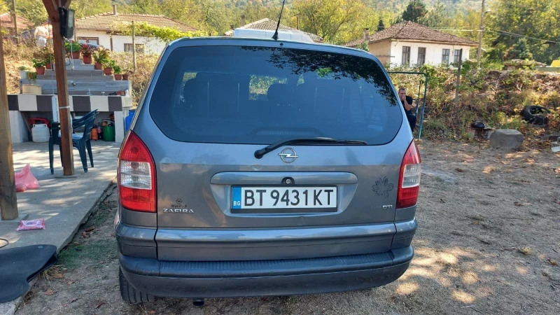 Opel Zafira 2.0 DTi, снимка 3 - Автомобили и джипове - 48491916