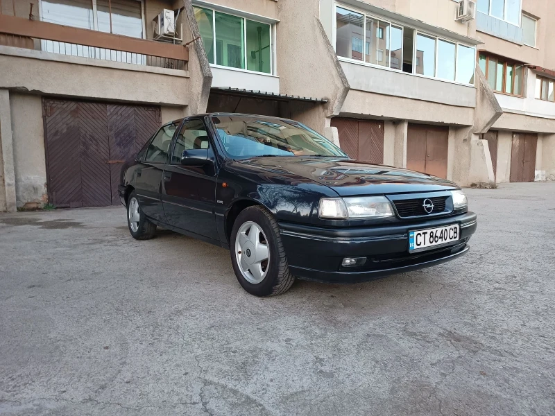 Opel Vectra 1.6mi, снимка 1 - Автомобили и джипове - 48936349