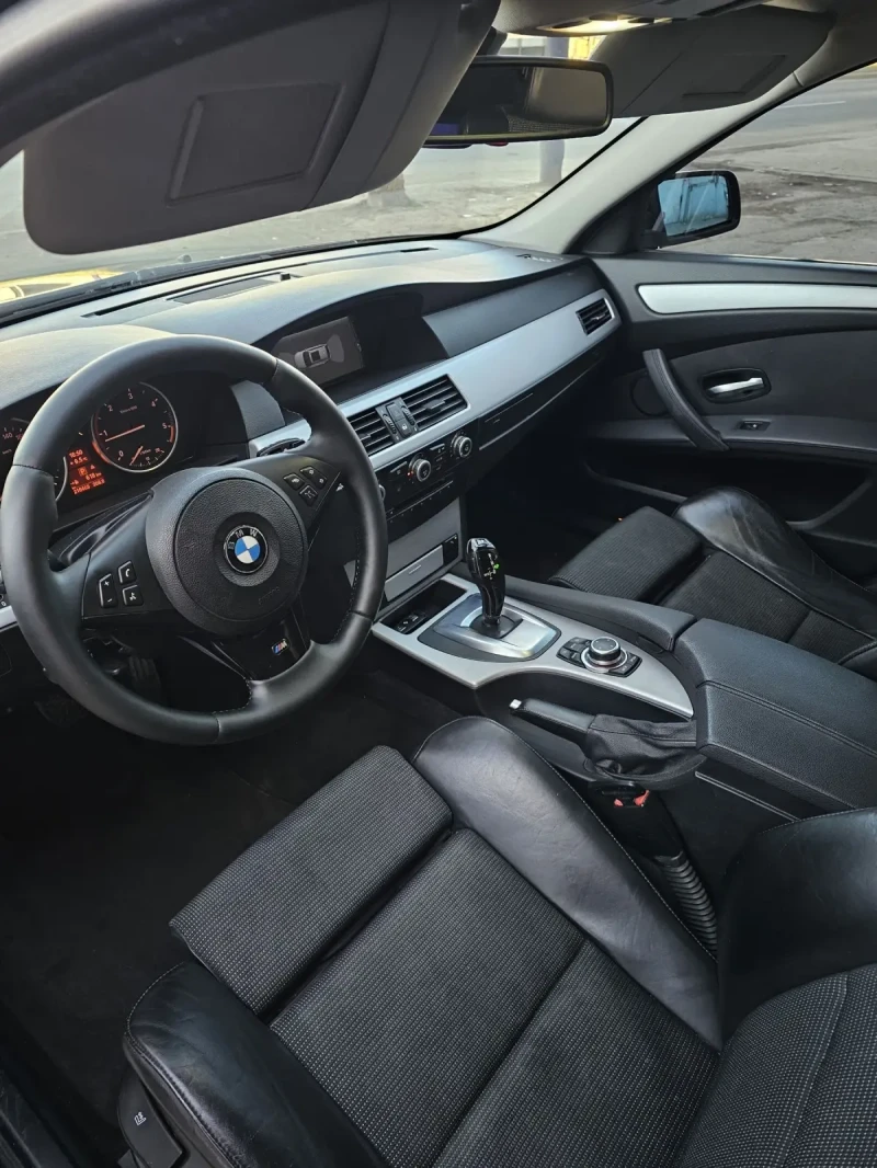 BMW 520 Facelift, Cic, Автомат, Сменени вериги!, снимка 9 - Автомобили и джипове - 49414377