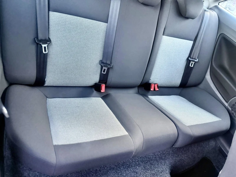 Seat Ibiza 1.2, снимка 13 - Автомобили и джипове - 51962756