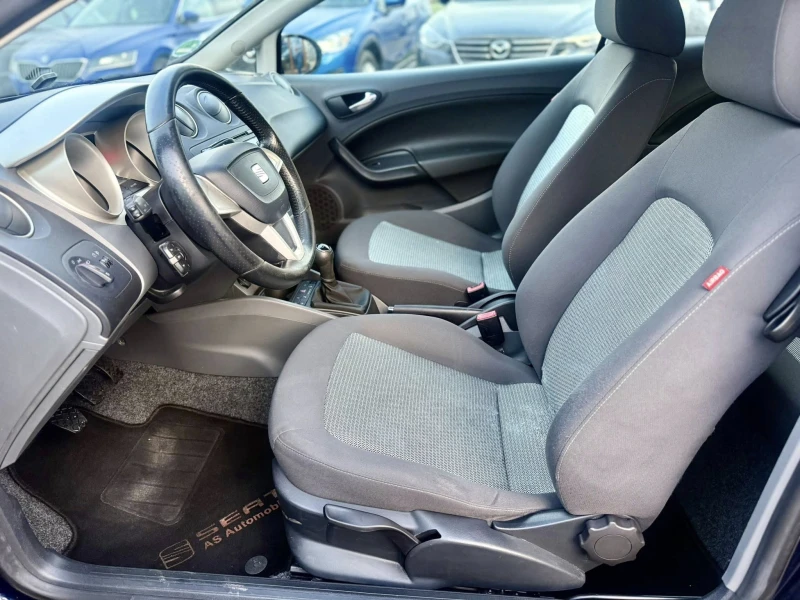 Seat Ibiza 1.2, снимка 9 - Автомобили и джипове - 51962756