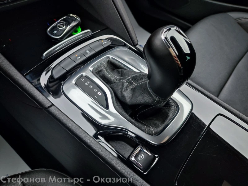 Opel Insignia Sp. Tourer Business Innovation 2.0 CDTI (170hp) AT, снимка 14 - Автомобили и джипове - 53087620