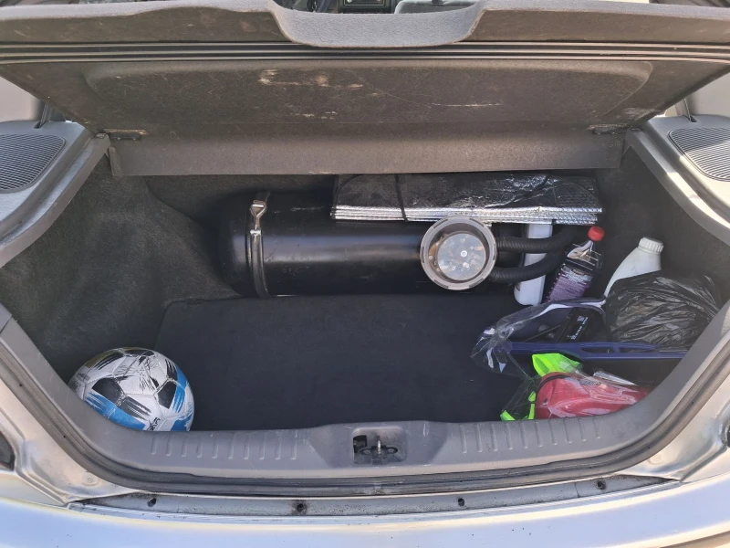 Nissan Almera 1.4 87 к.с., снимка 15 - Автомобили и джипове - 53475940