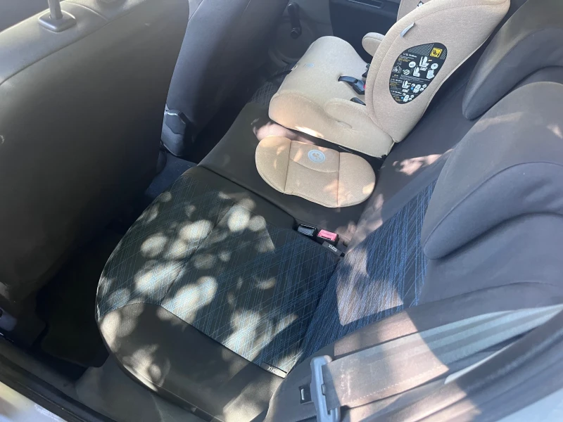 Renault Clio 1.5 DCI, снимка 7 - Автомобили и джипове - 53567918