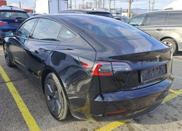 Tesla Model 3  4х4 Термопомпа Гаранция, снимка 4 - Автомобили и джипове - 49122782