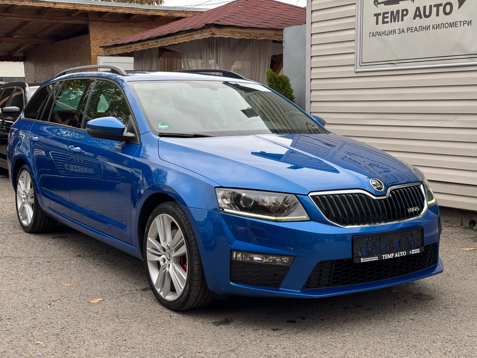 Skoda Octavia RS 2.0TDI* 184к.с* СЕРВИЗНА КНИЖКА С ПЪЛНА ИСТОРИЯ - изображение 3