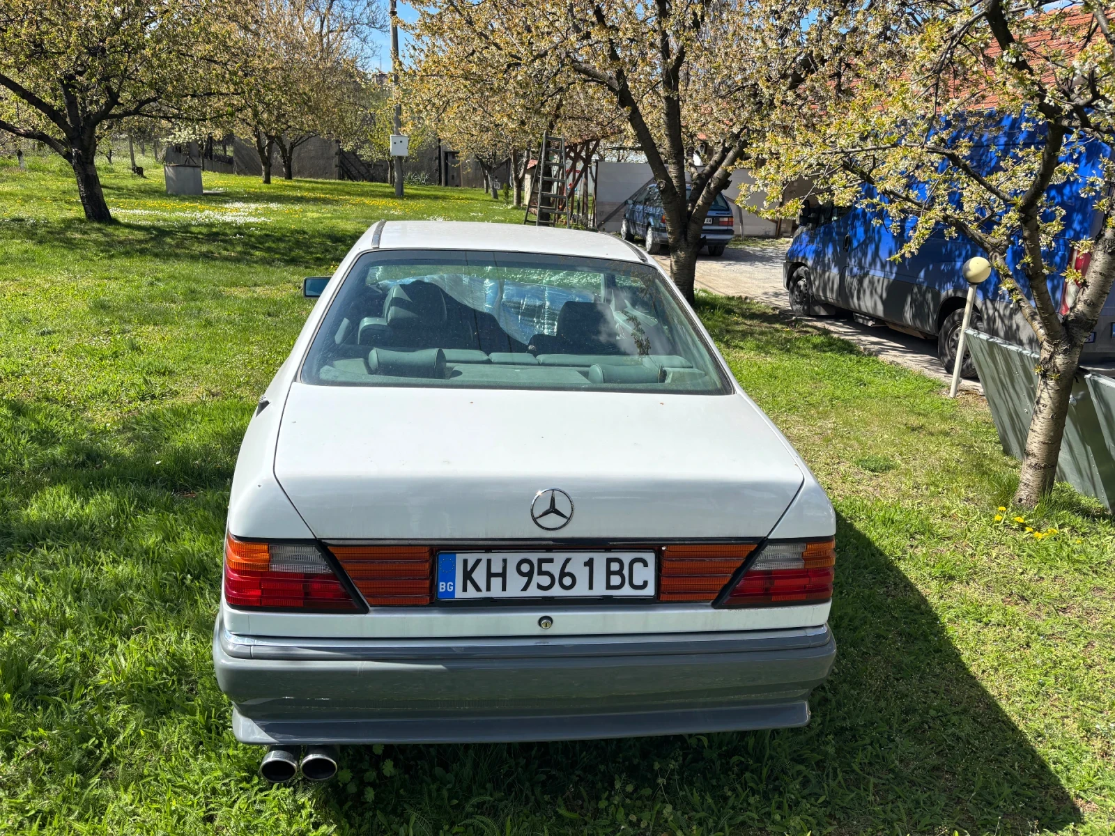 Mercedes-Benz 124  - изображение 5