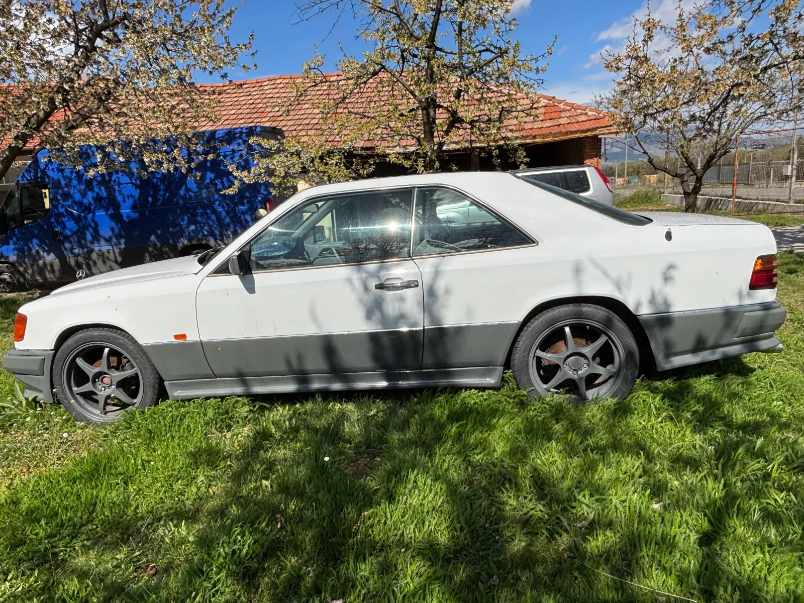Mercedes-Benz 124  - изображение 3