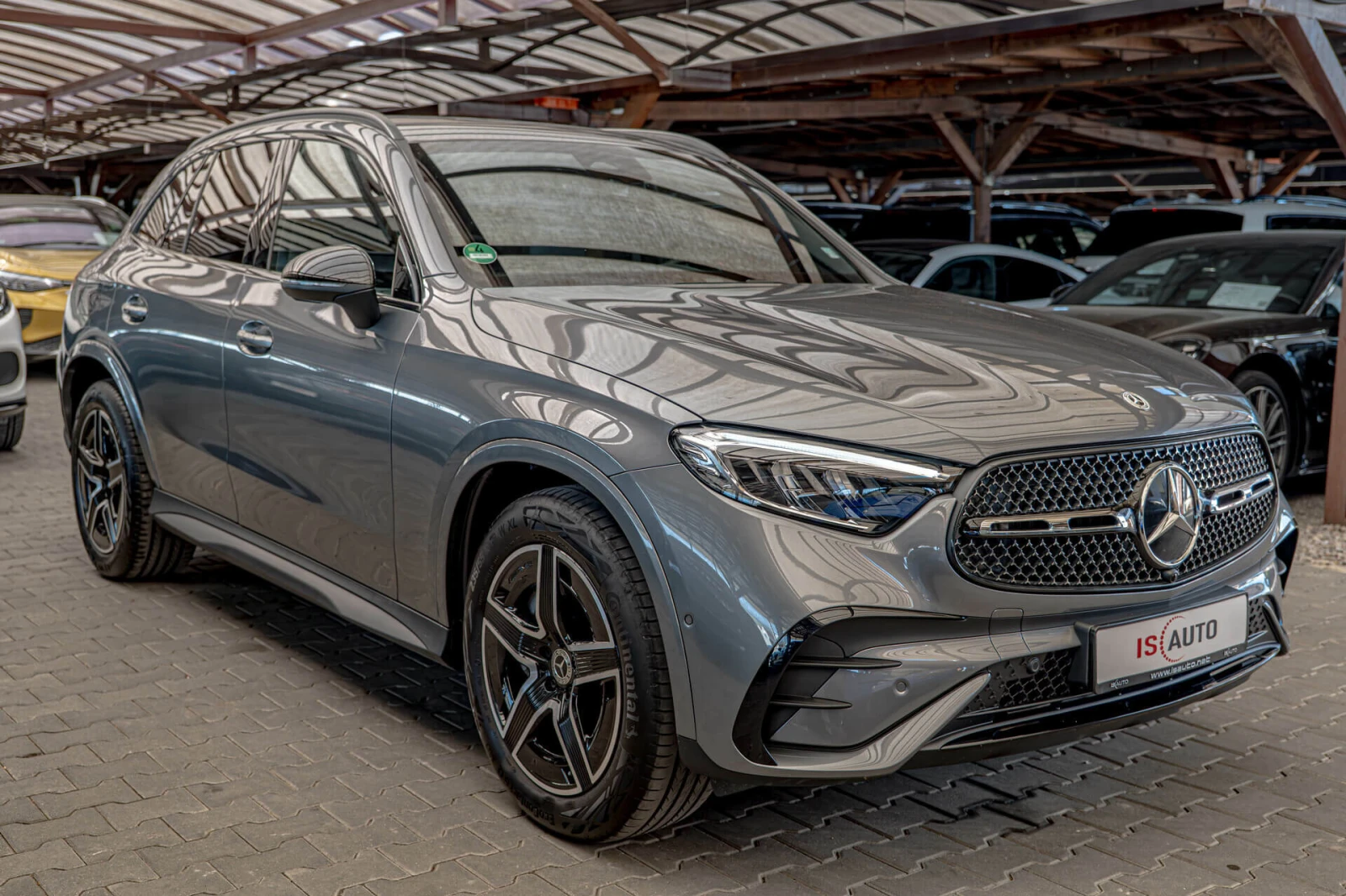 Mercedes-Benz GLC 200 AMG LINE/4Matic/Digital/Подгрев/Амбиент - изображение 2