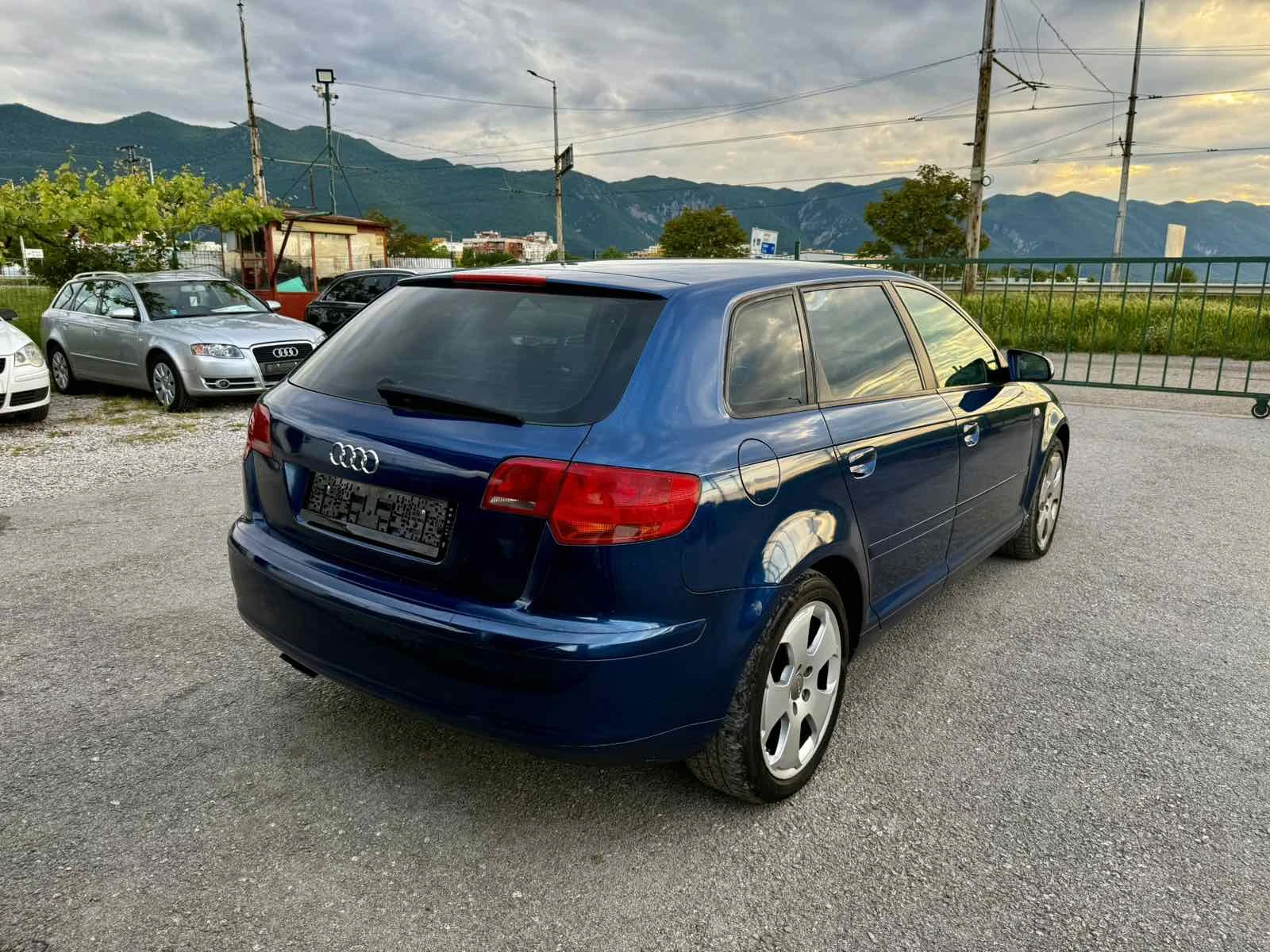 Audi A3 2.0TDI Italia - изображение 6