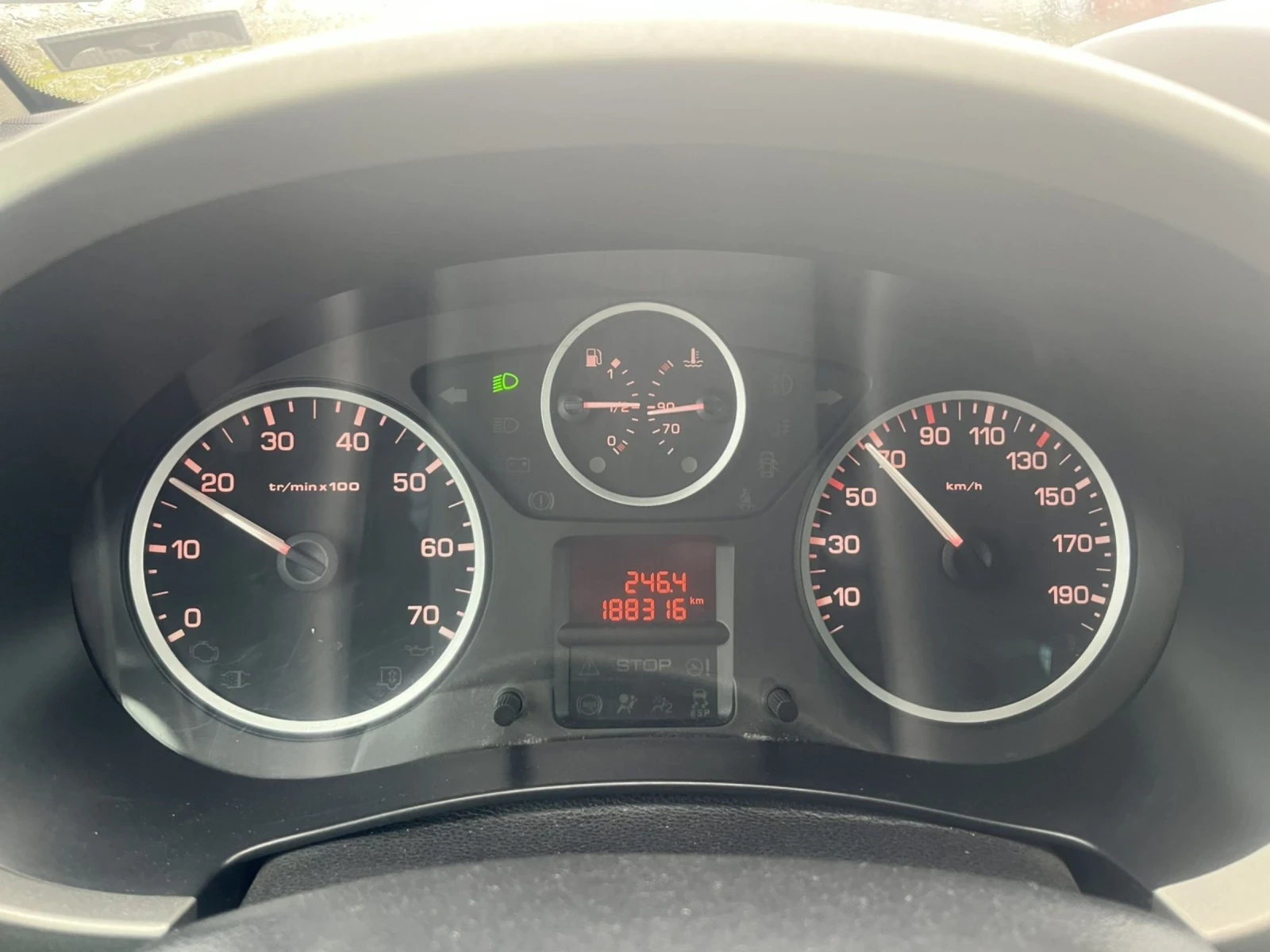 Peugeot Partner Tepee 1.6HDI, 109 PS, 5MT - изображение 6
