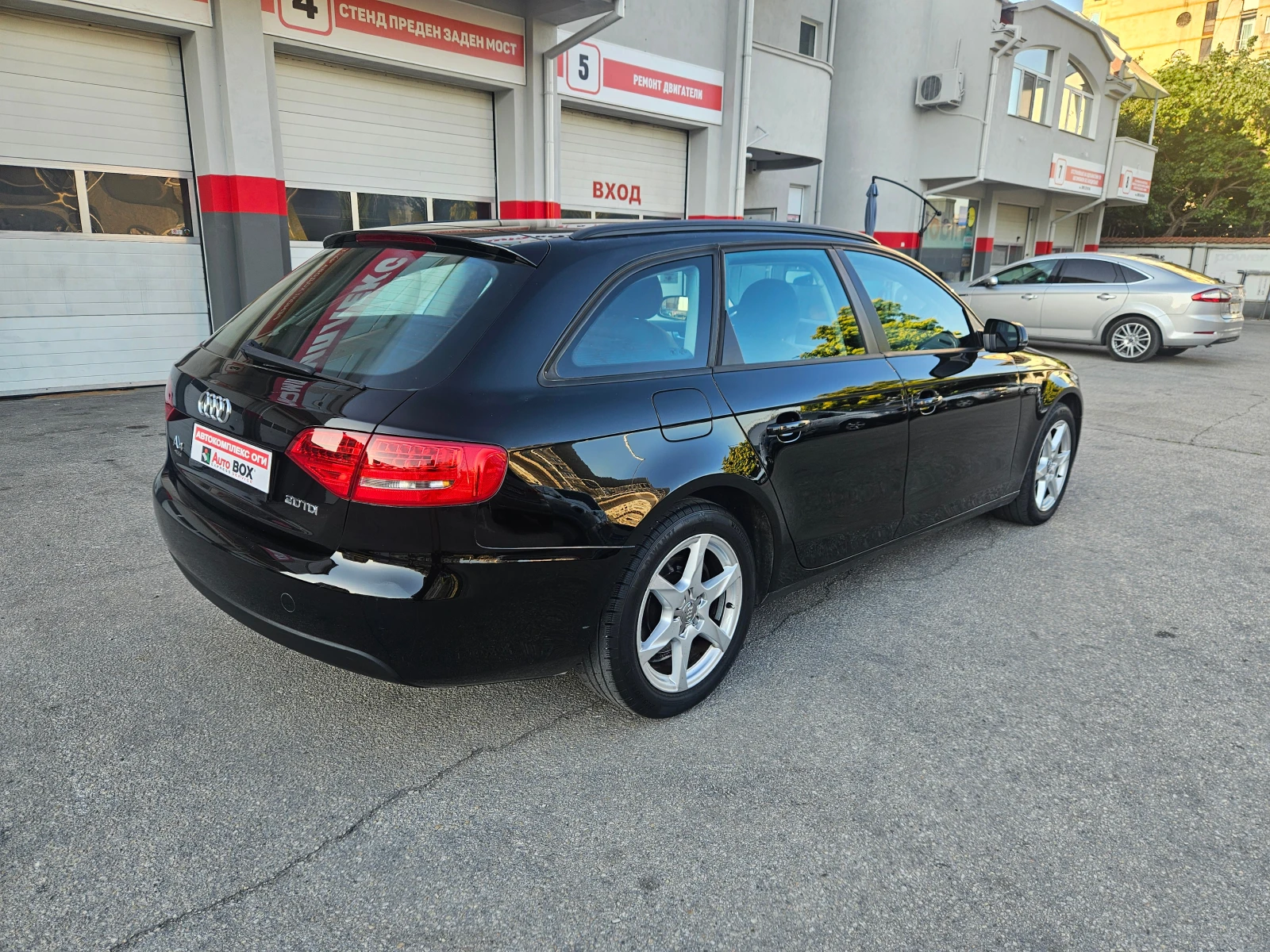 Audi A4 2.0TDI (143Hp) Xenon - изображение 5