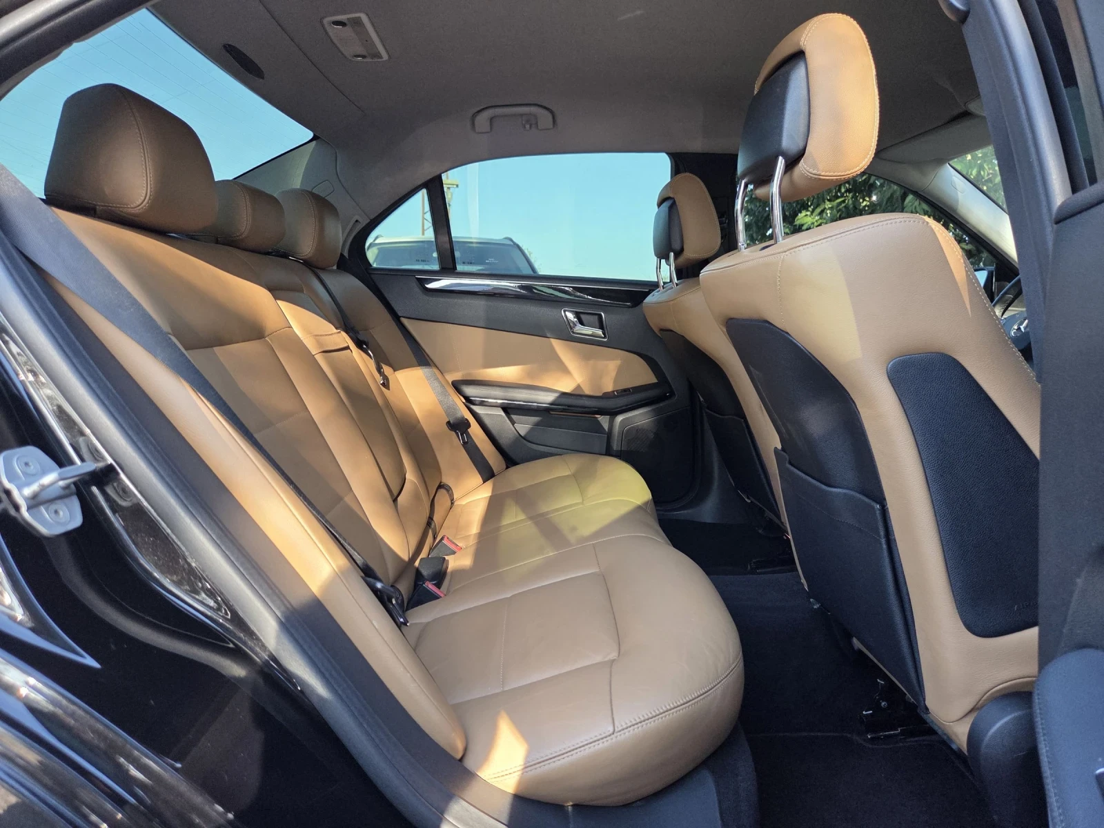 Mercedes-Benz E 350 4MATIC |   |   | Mobile.bg   12