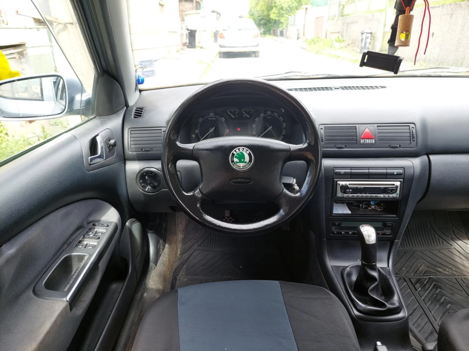 Skoda Octavia 1.9 TDI 4х4, снимка 6 - Автомобили и джипове - 55878432