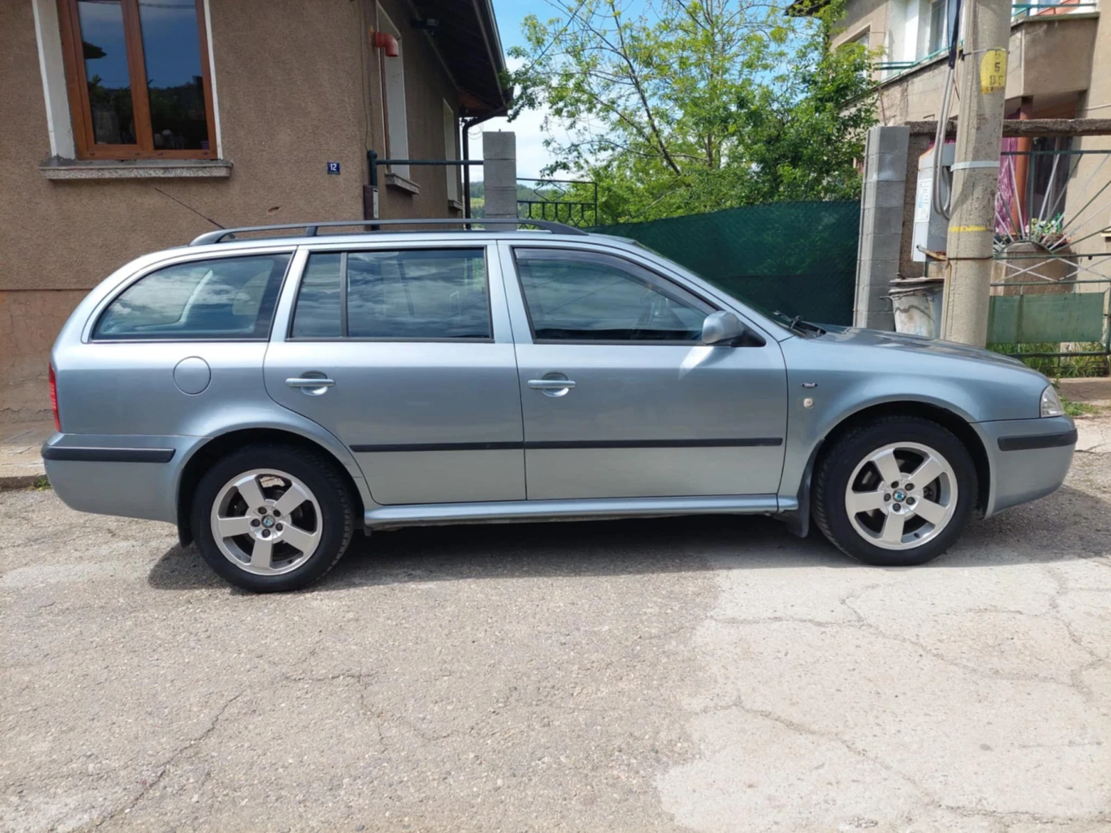 Skoda Octavia 1.9 TDI 4х4, снимка 2 - Автомобили и джипове - 55878432