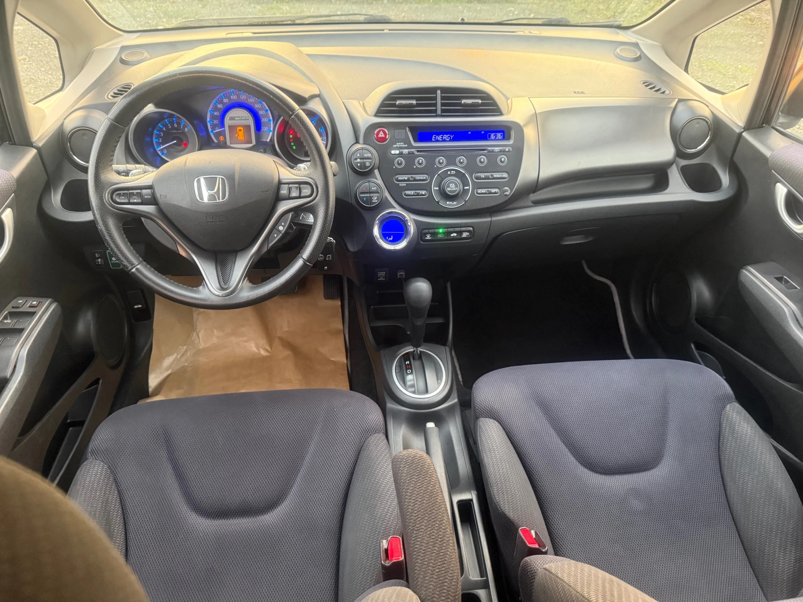 Honda Jazz EXECUTIVE HYBRID ШВЕЙЦАРИЯ - изображение 7