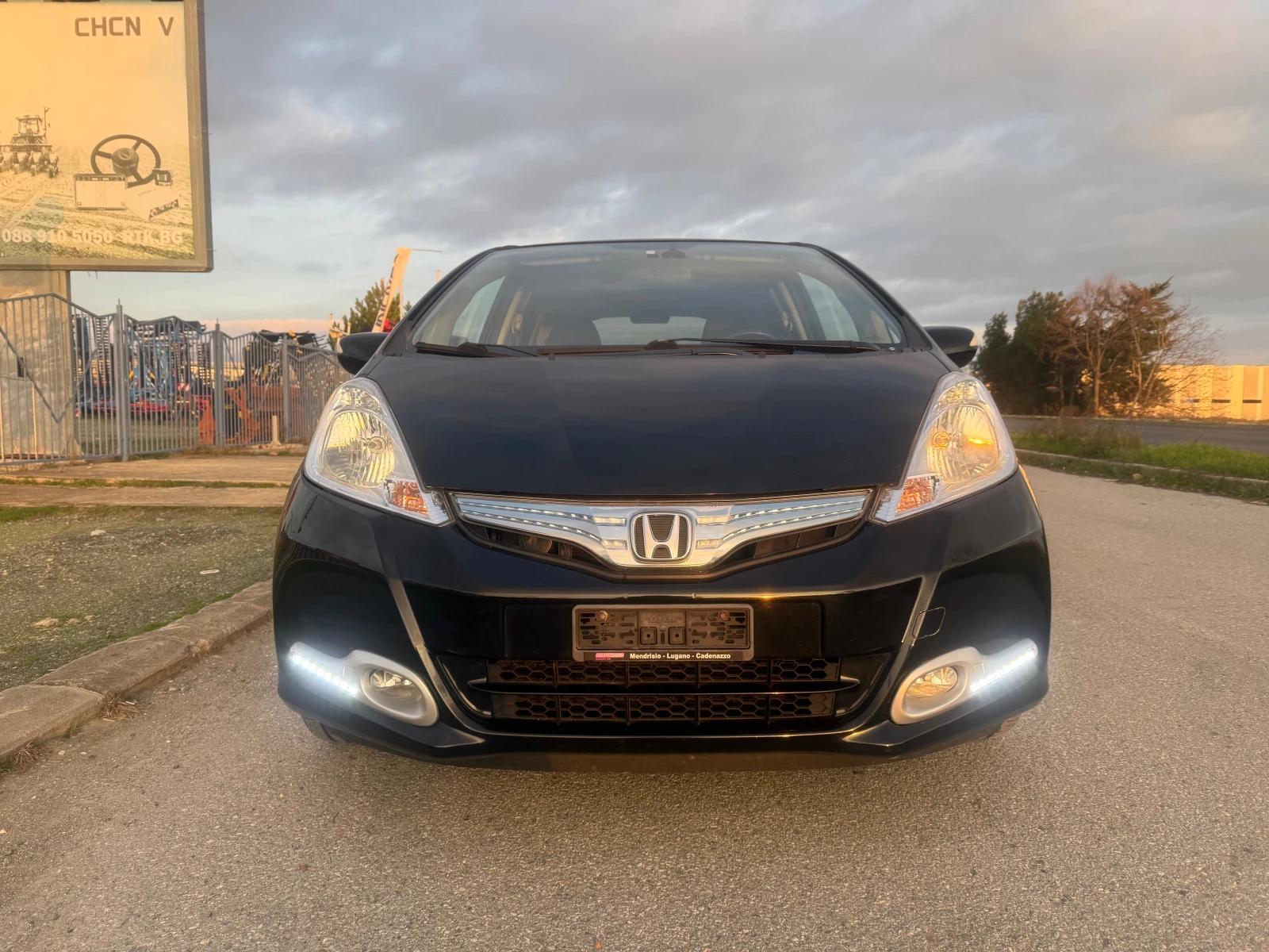 Honda Jazz EXECUTIVE HYBRID ШВЕЙЦАРИЯ - изображение 5