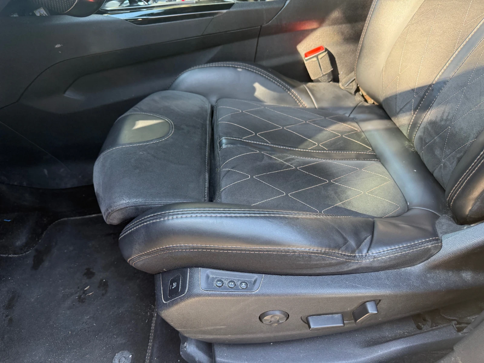 Peugeot 3008 GT, снимка 9 - Автомобили и джипове - 53819624