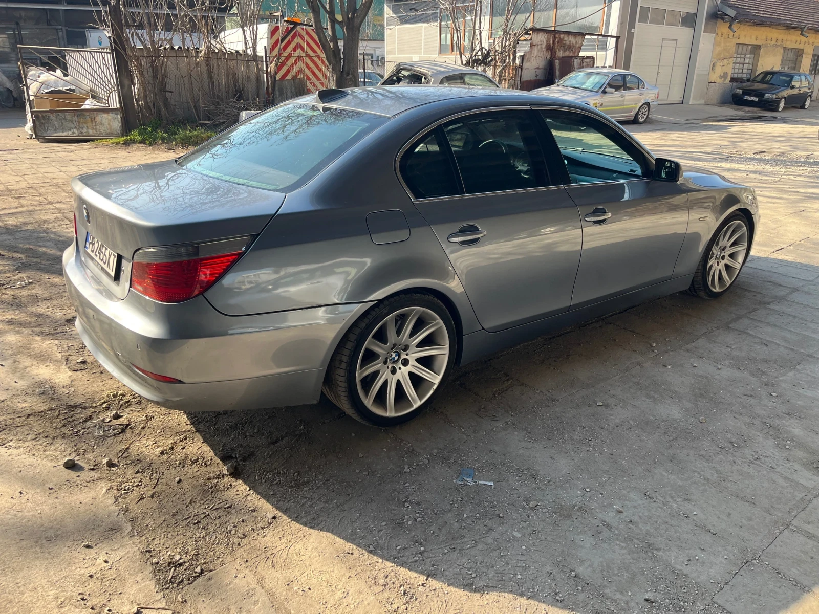 BMW 530, снимка 4 - Автомобили и джипове - 53861475
