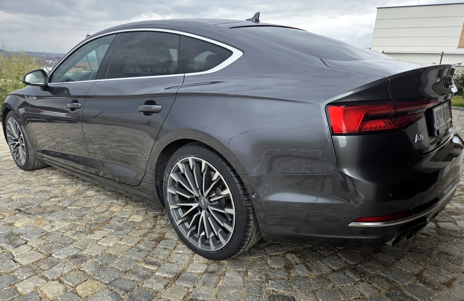 Audi A5 3.0 TDI * OБДУХВАНЕ* MATRIX* DIGITAL* 360 CAMERA* , снимка 5 - Автомобили и джипове - 53911310