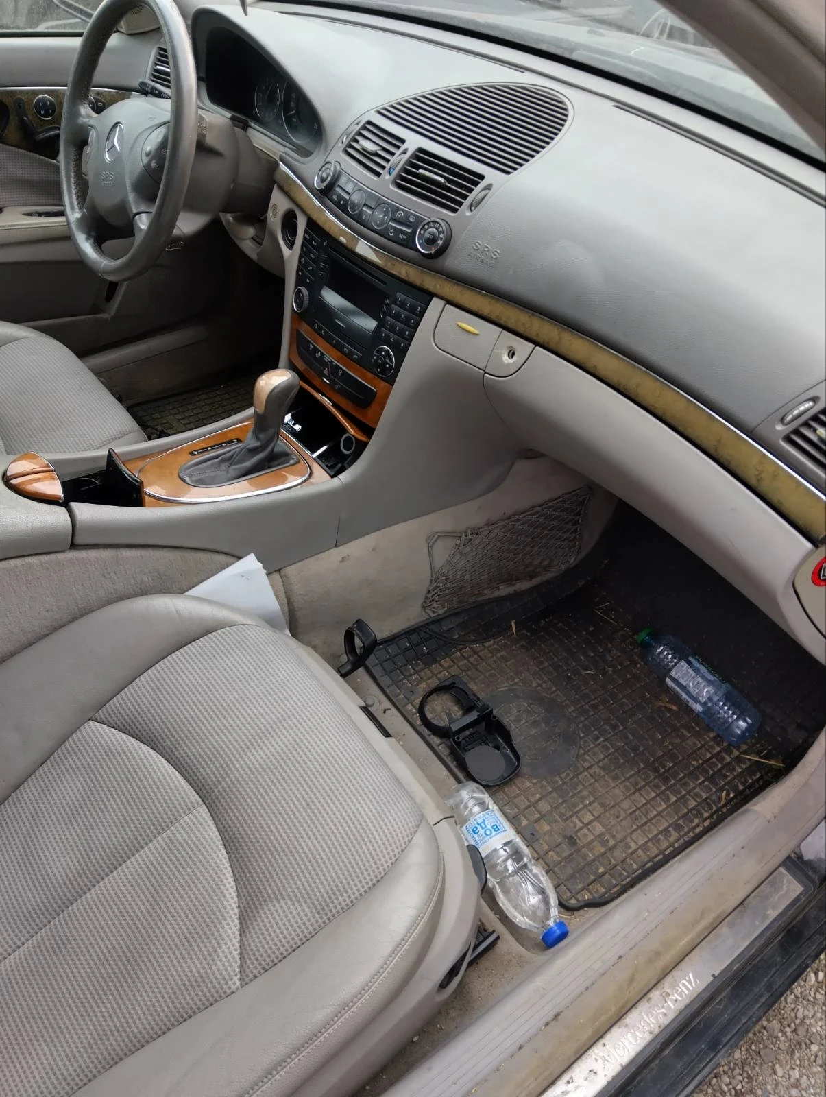 Mercedes-Benz E 270 E 270 CDI, снимка 4 - Автомобили и джипове - 53994655