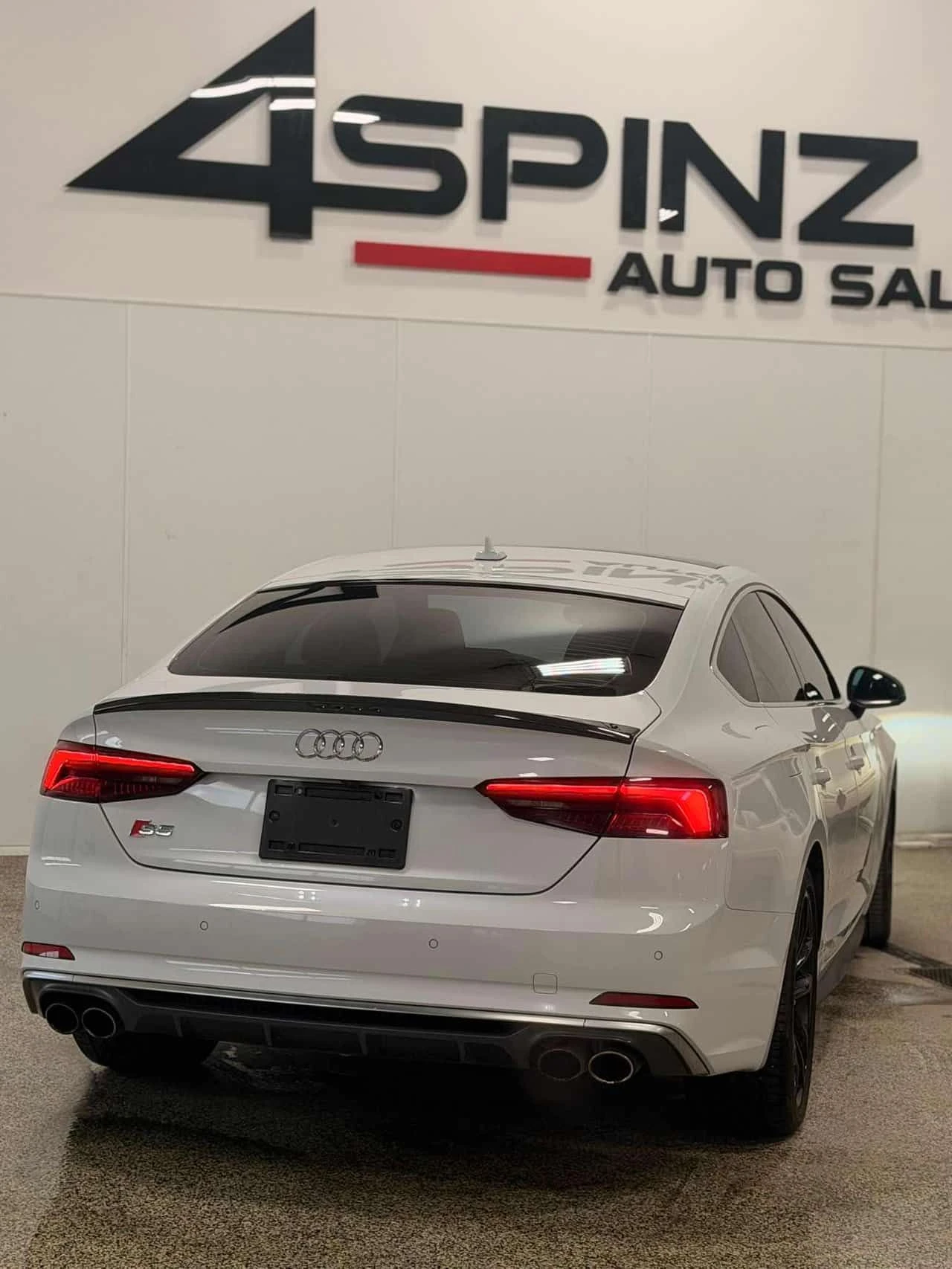 Audi S5 * Technik * 360 * ДИСТРОНИК * ПОДГРЕВИ, снимка 4 - Автомобили и джипове - 54000574