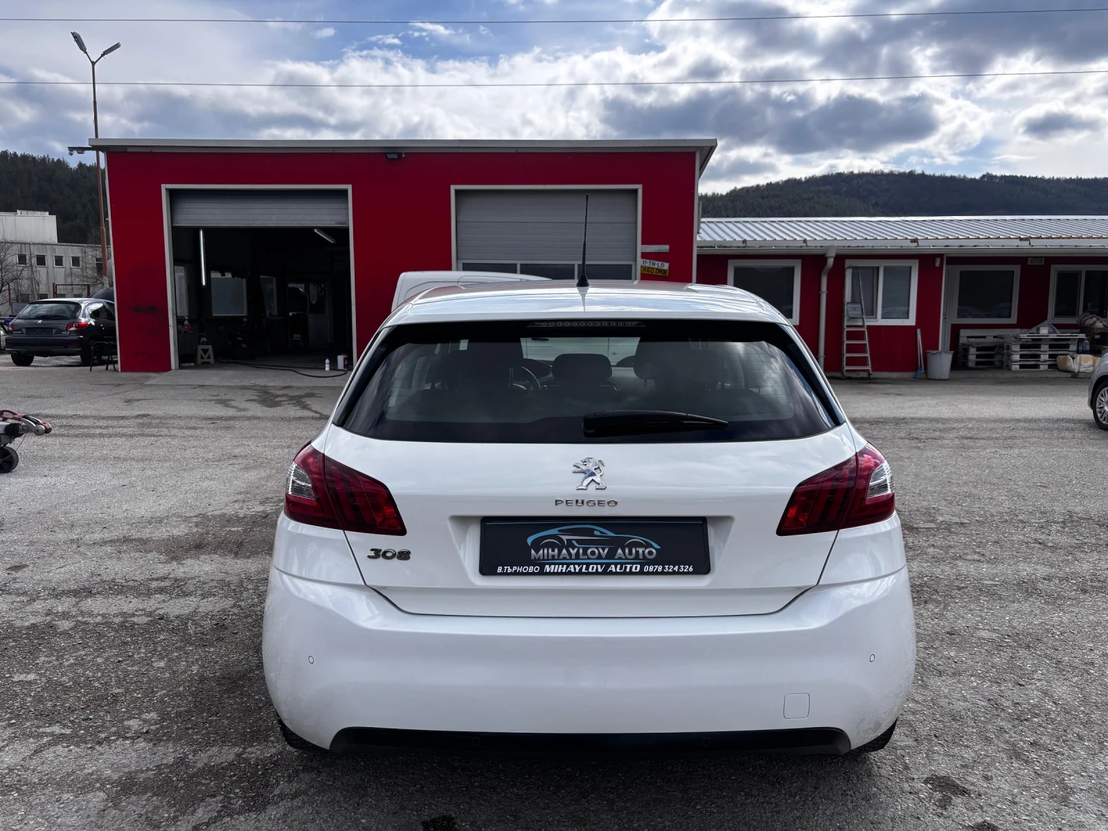 Peugeot 308 1.6HDI ПАРКТРОНИК/ЛЕТИ ДЖ./KLIMATR, снимка 4 - Автомобили и джипове - 54049542