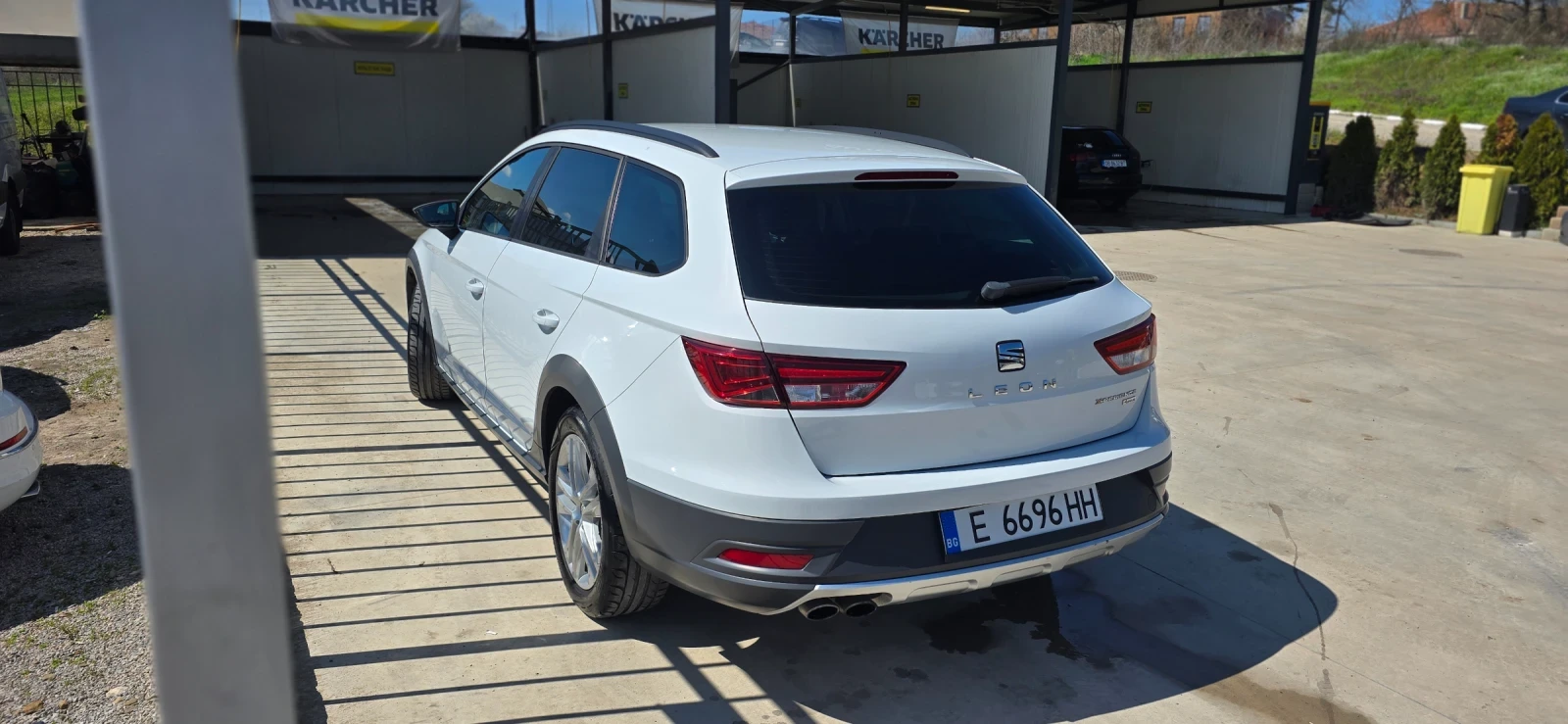 Seat Leon 2.0tdi 184 DSG 4X4, снимка 5 - Автомобили и джипове - 54099450