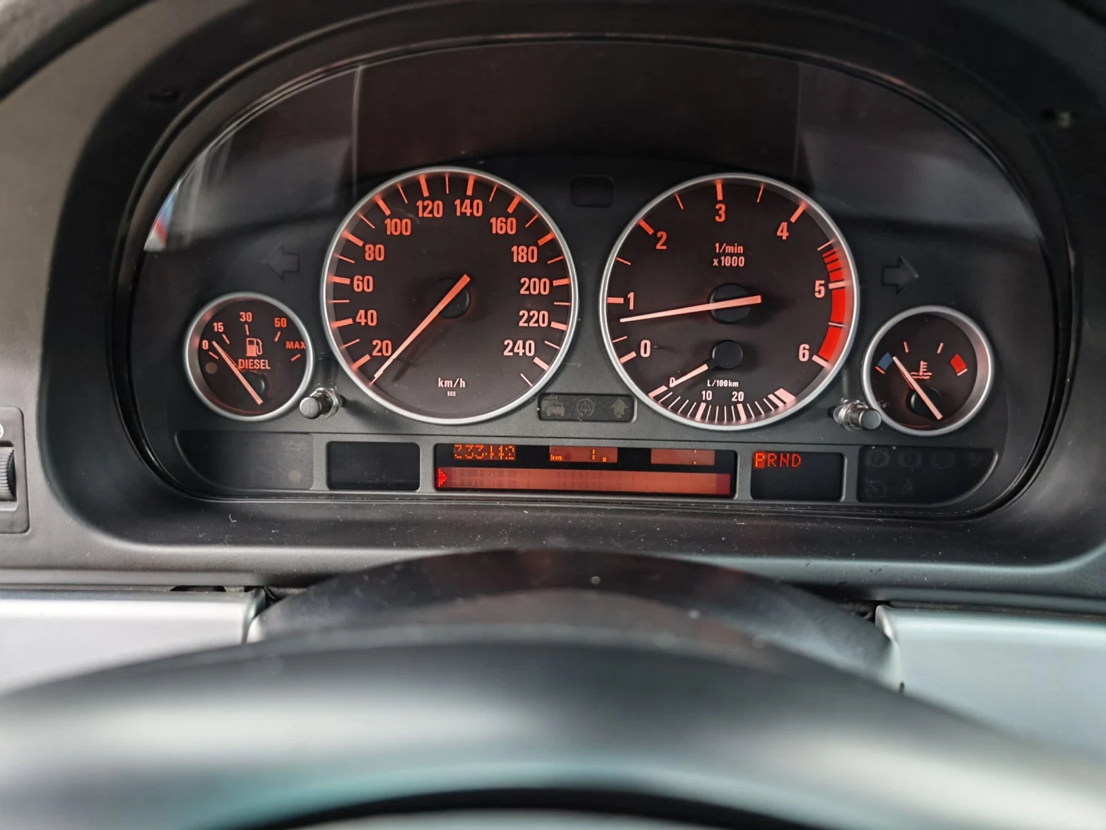 BMW 525 D 163к. М-пакет, снимка 13 - Автомобили и джипове - 54183634