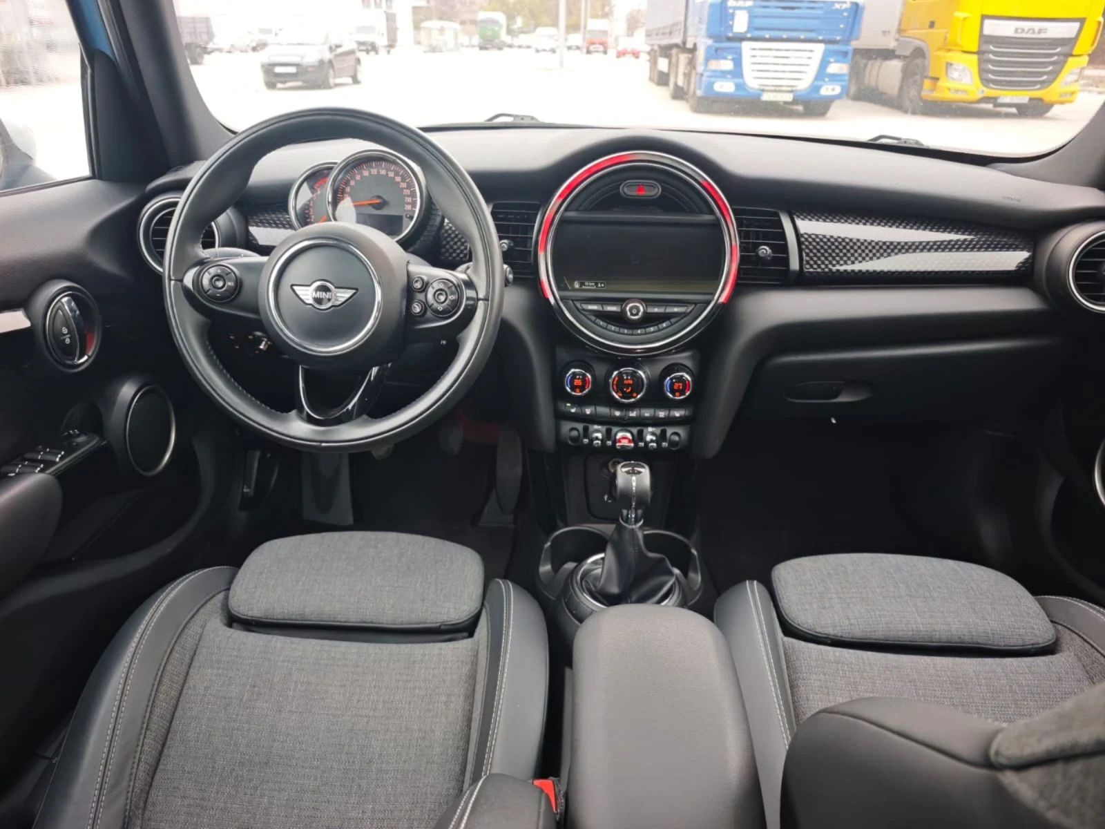 Mini Cooper s ОТЛИЧЕН* КОЖА* РЪЧКА, снимка 9 - Автомобили и джипове - 54447478