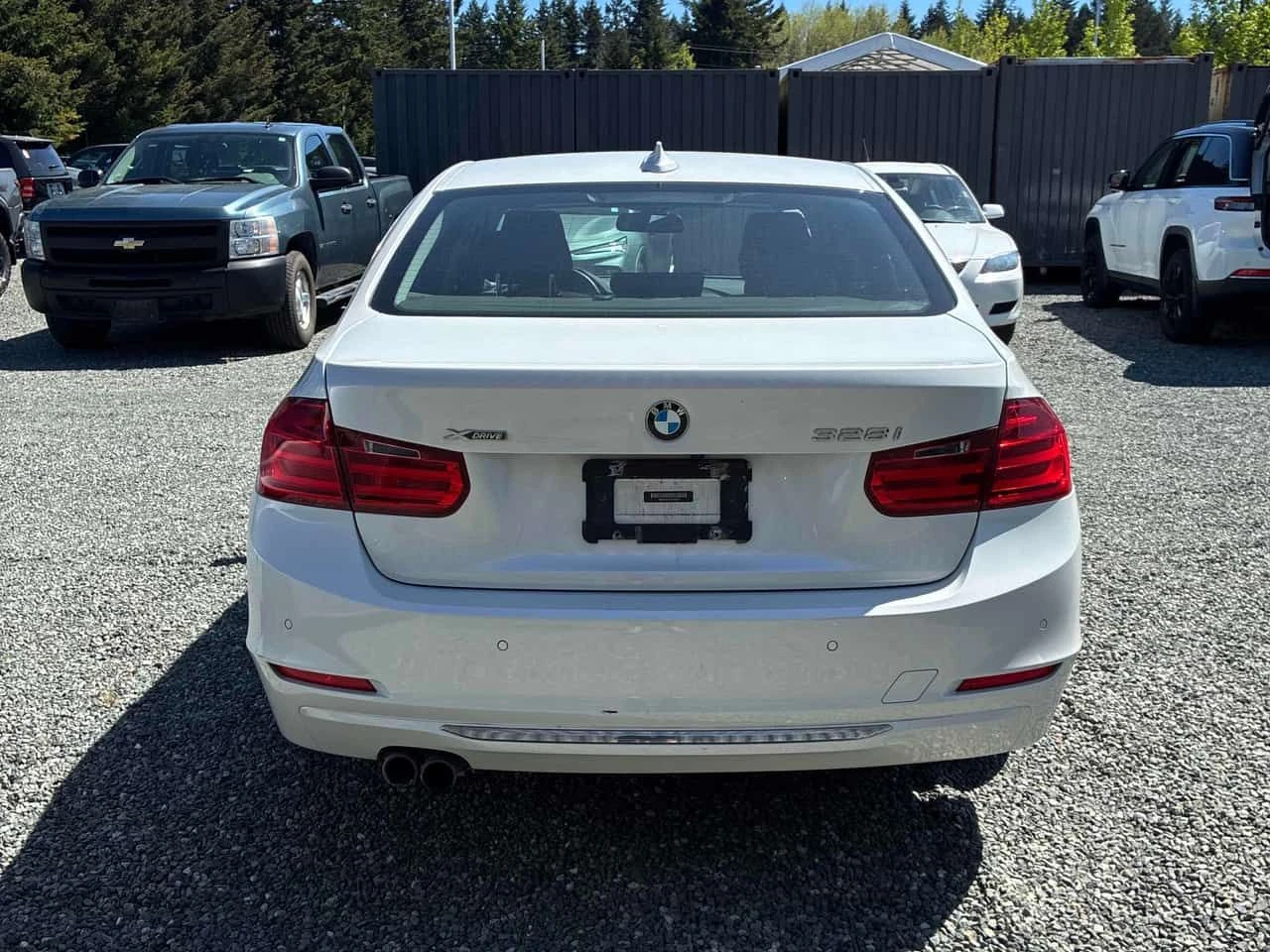 BMW 328 * xDrive * CARFAX * 2 ����� * KEYLESS * ���� | Mobile.bg � ����������� 4
