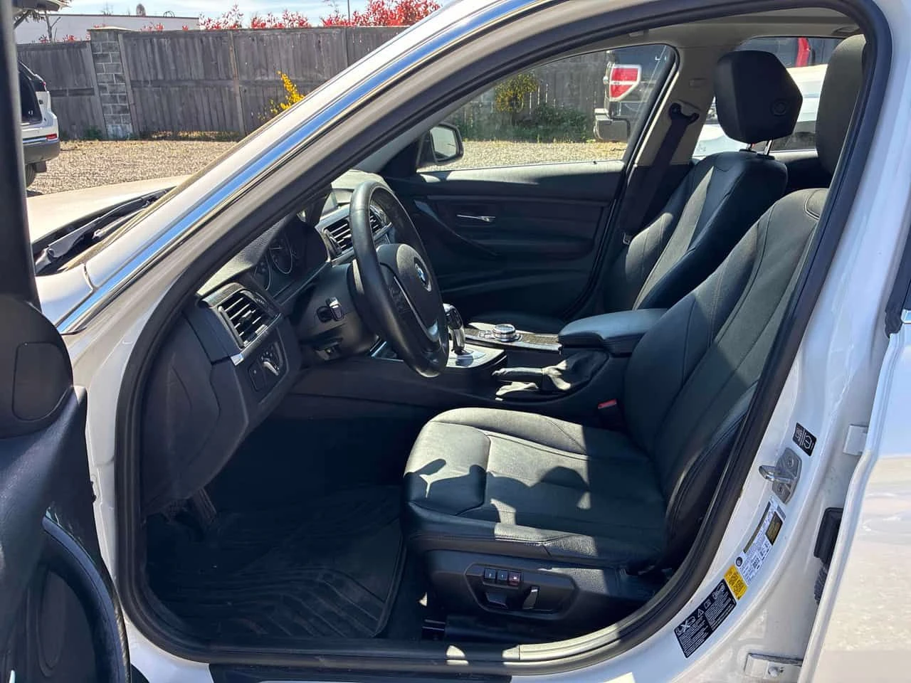BMW 328 * xDrive * CARFAX * 2 ����� * KEYLESS * ���� | Mobile.bg � ����������� 5