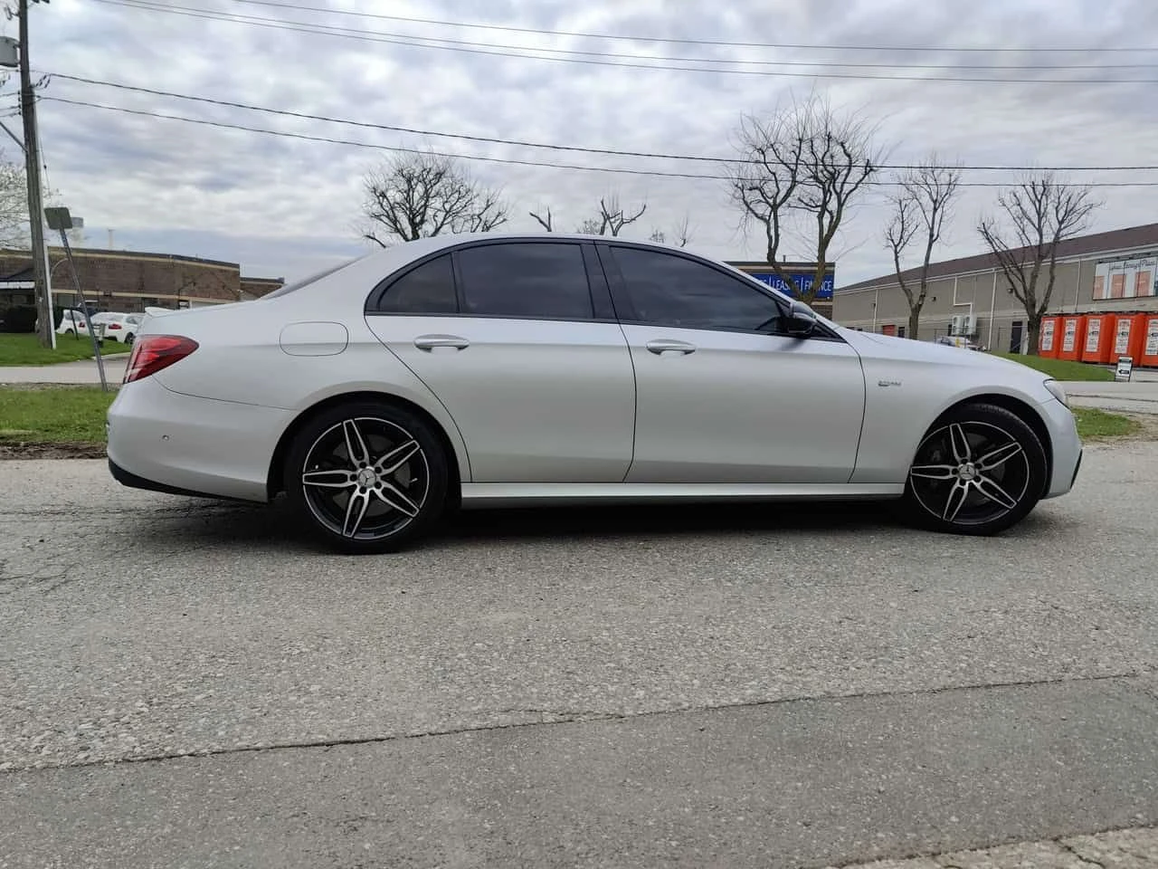 Mercedes-Benz AMG GT C E 43  CARFAX, снимка 3 - Автомобили и джипове - 54725992