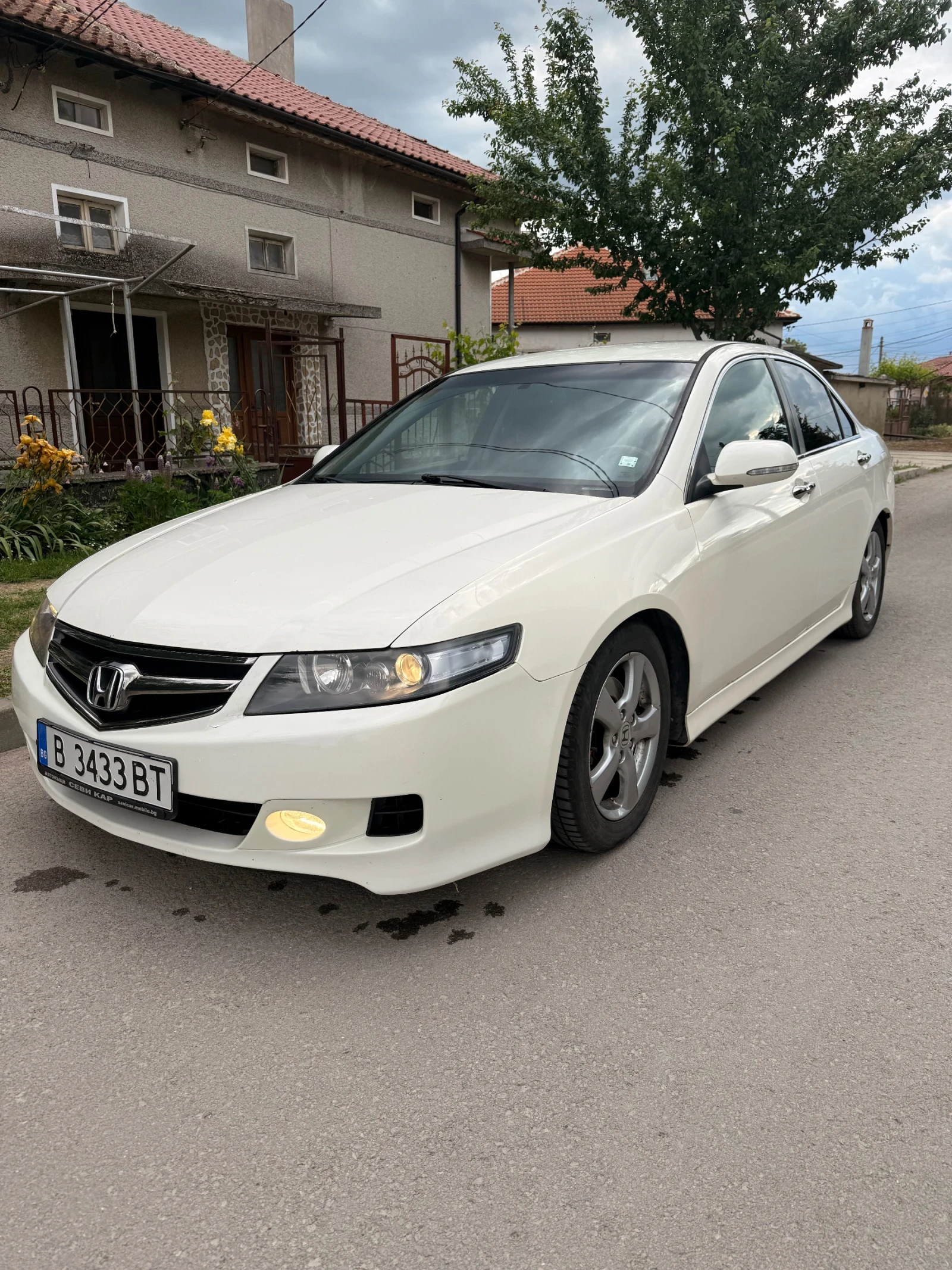 Honda Accord Facelift Sport 2.2 i-CTDi, снимка 4 - Автомобили и джипове - 54885865