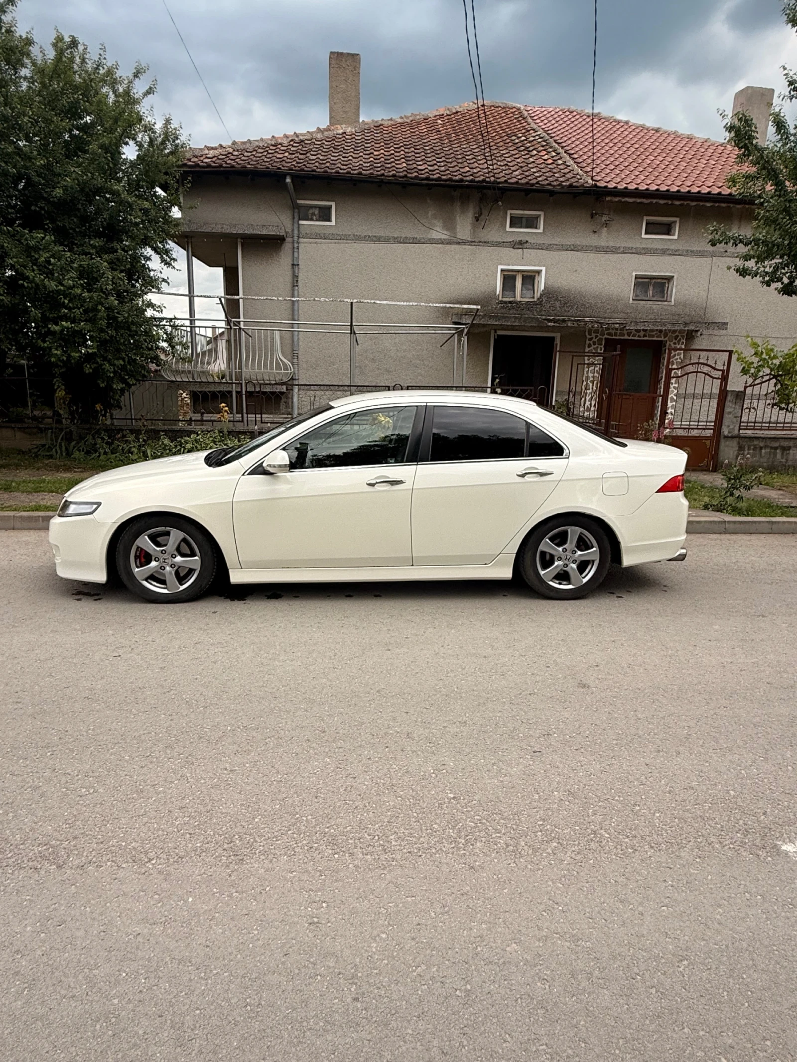 Honda Accord Facelift Sport 2.2 i-CTDi, снимка 7 - Автомобили и джипове - 54885865
