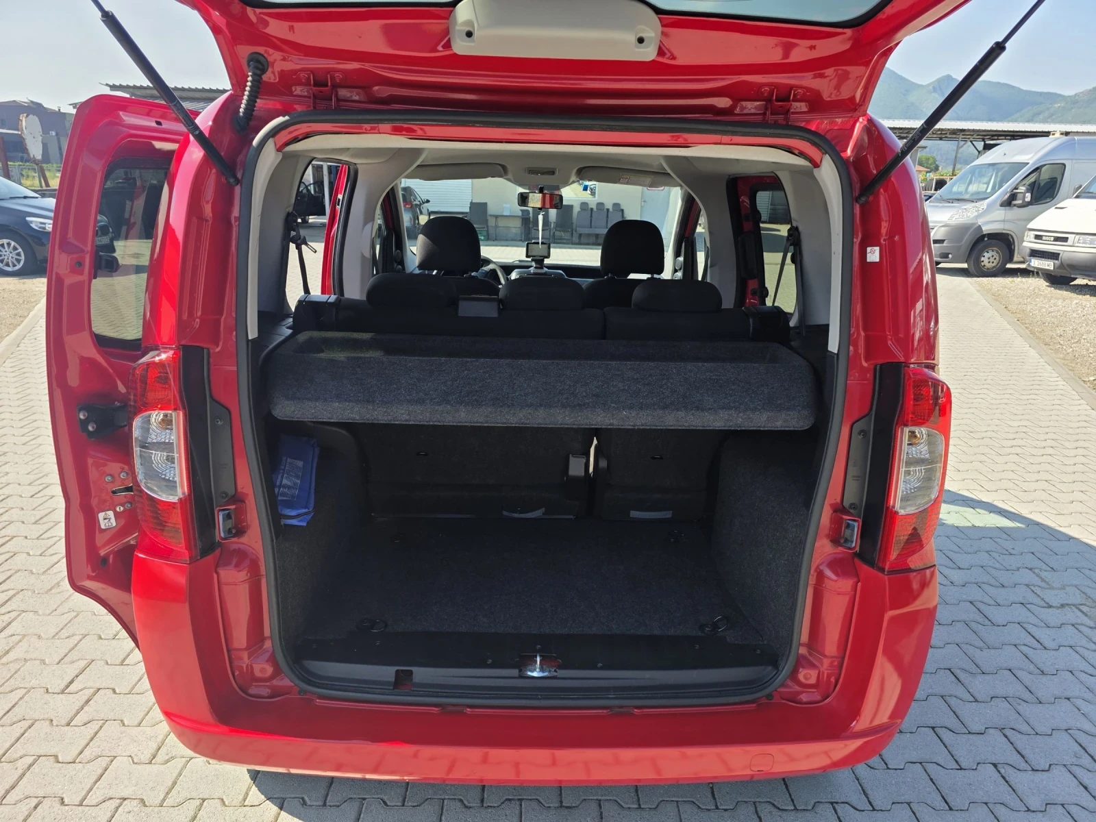 Fiat Qubo 1.3MJet Лизинг, снимка 16 - Автомобили и джипове - 55128038