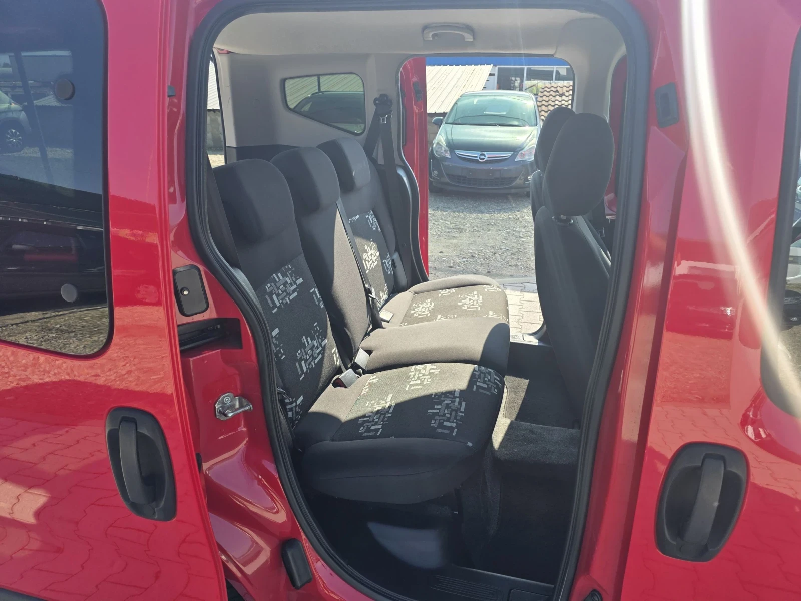 Fiat Qubo 1.3MJet Лизинг, снимка 14 - Автомобили и джипове - 55128038