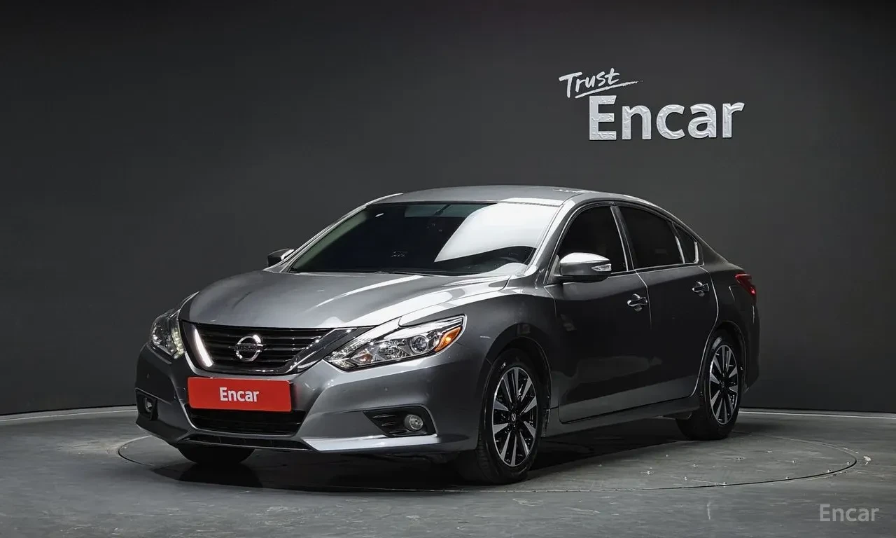 Nissan Altima Smart 2.5 Бензин