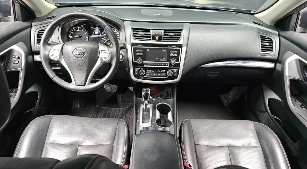 Nissan Altima Smart 2.5 Бензин, снимка 3 - Автомобили и джипове - 55258991
