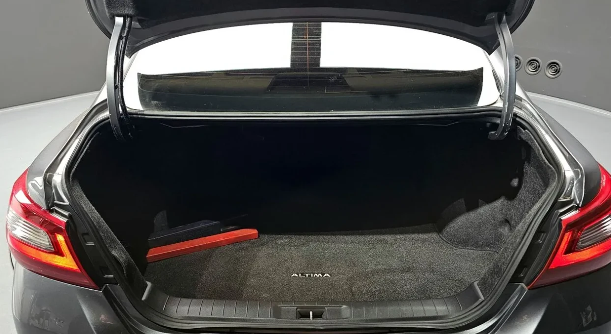 Nissan Altima Smart 2.5 Бензин, снимка 11 - Автомобили и джипове - 55258991