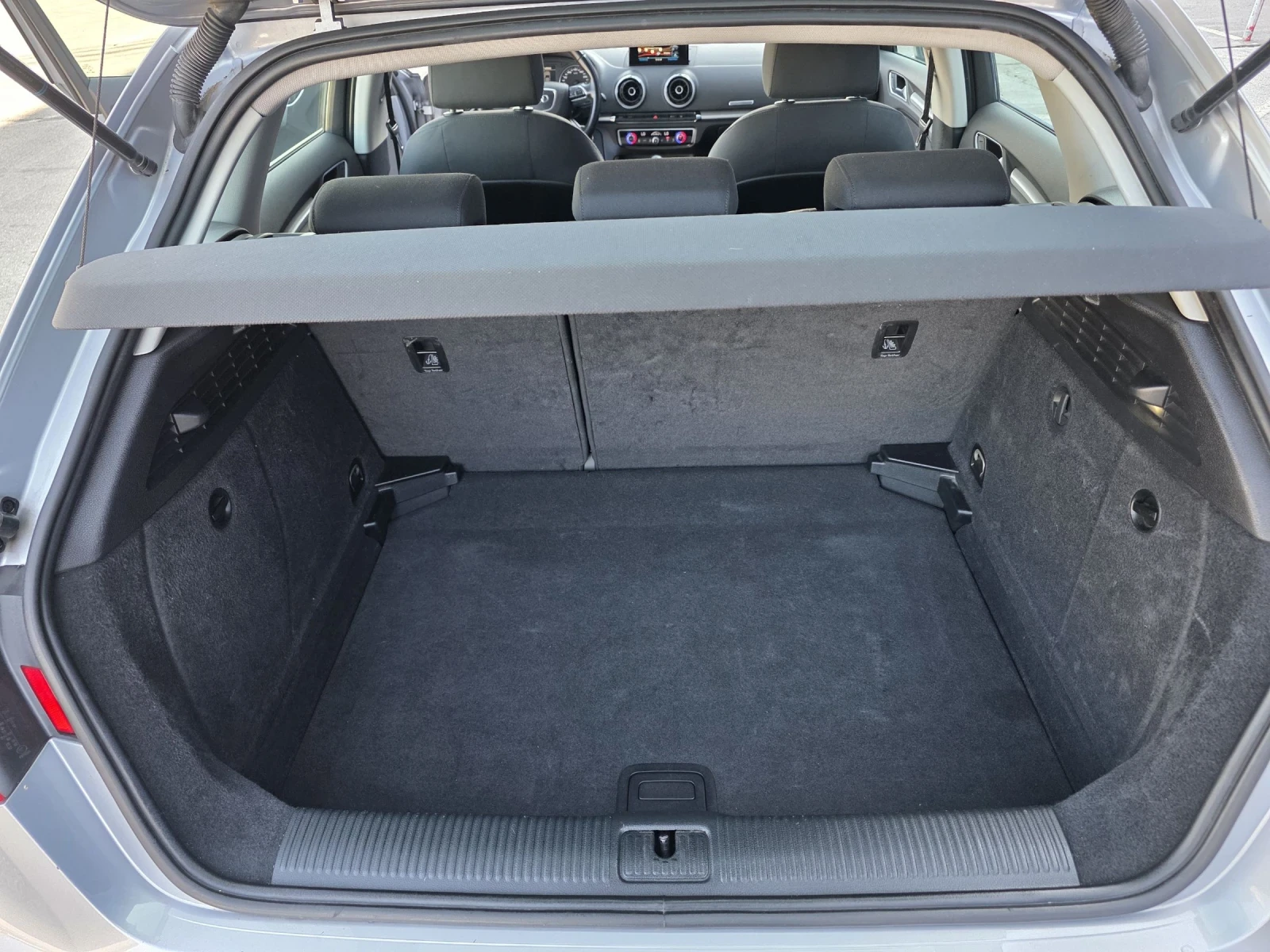Audi A3 1.6TDI-110kc, снимка 13 - Автомобили и джипове - 55363953
